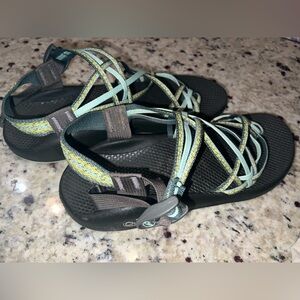Chaco women’s size 12 Sandals with Black and Teal